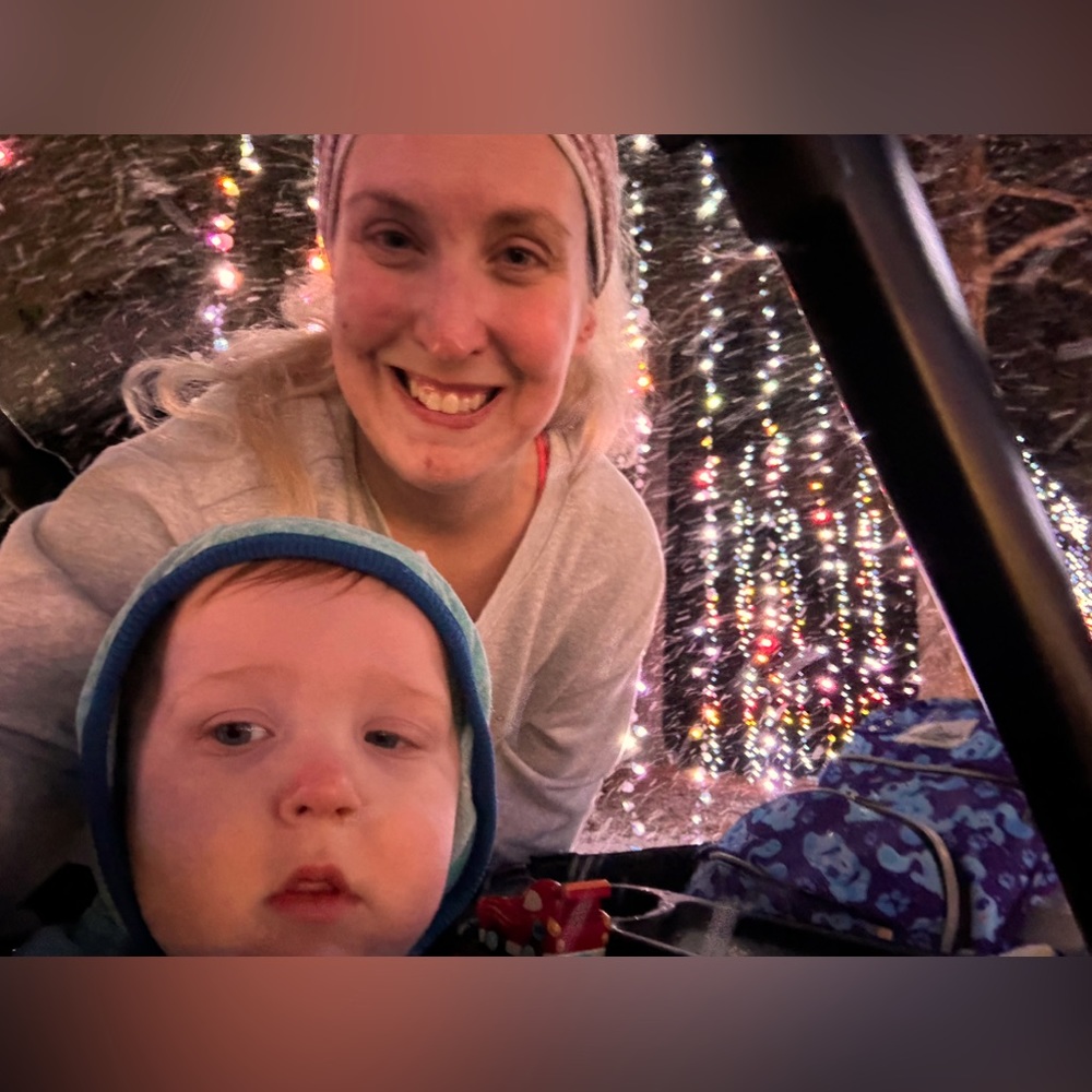 Meet your Posher, Caytlin